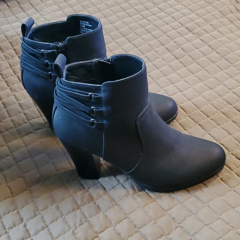 Black boots